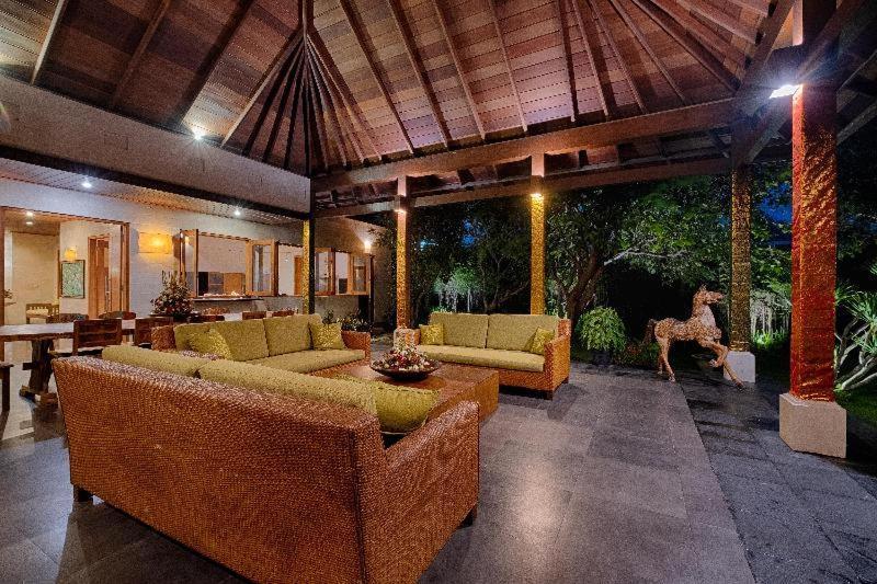Ketewel Villa By Sanga Sanga Hospitality Payangan Exteriör bild